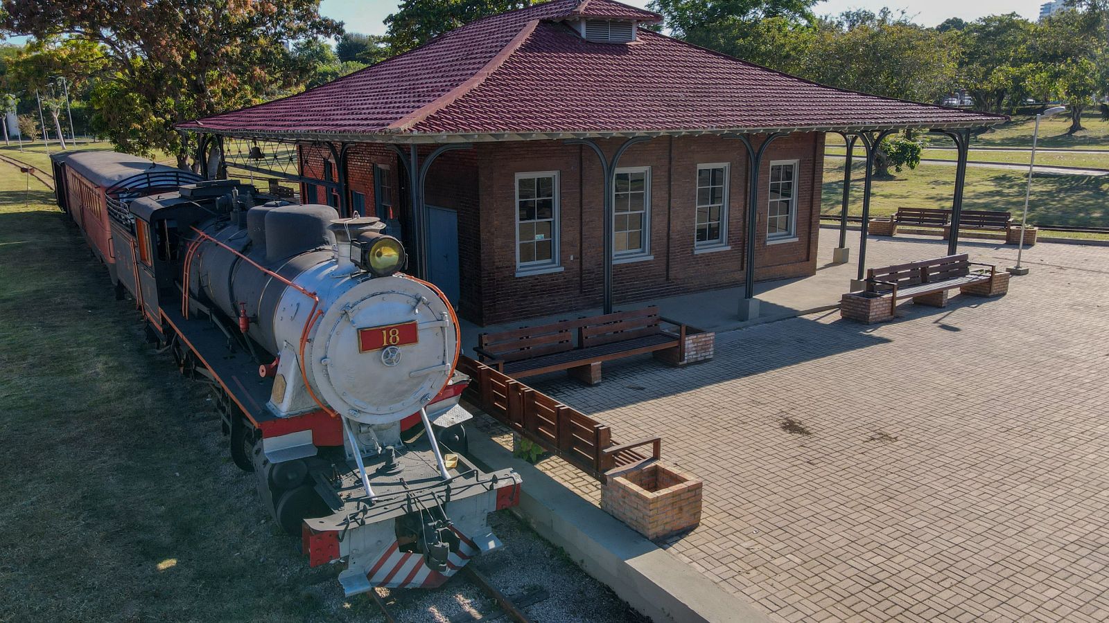 Material busca compilar principais pontos turísticos do município 